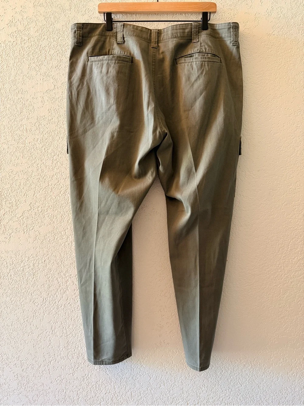 WRANGLER Cargo Khaki Relaxed Fit Straight Leg Utility Green Mens Pants Sz 38X32